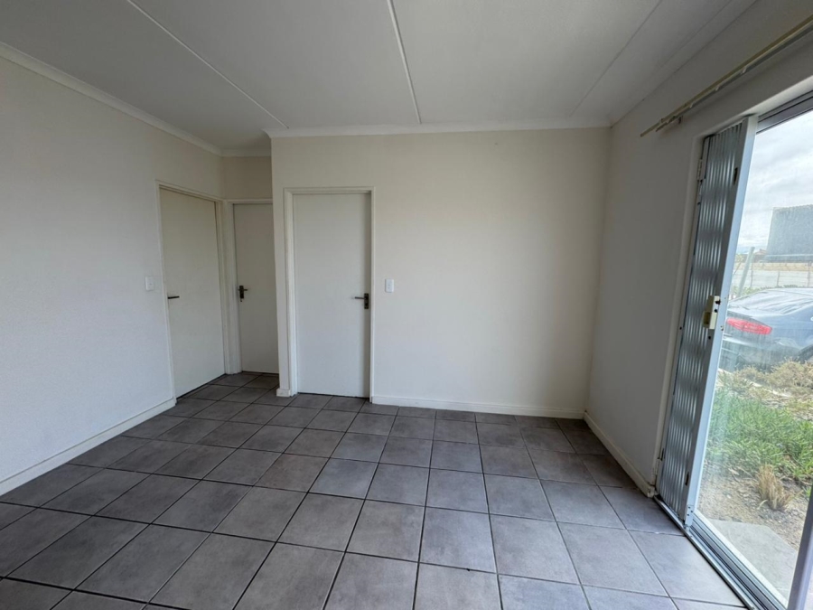 To Let 2 Bedroom Property for Rent in Heather Park Western Cape